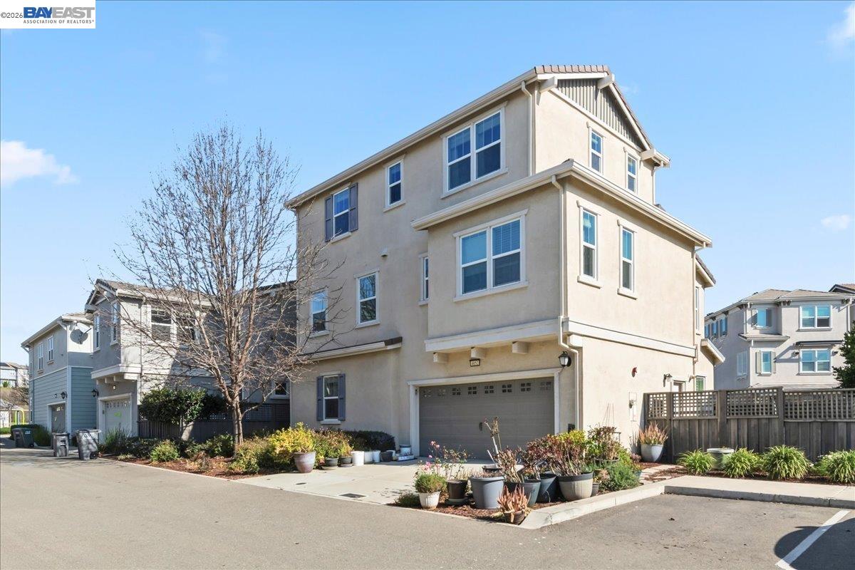 Detail Gallery Image 42 of 53 For 4052 Knightstown St, Dublin,  CA 94568 - 5 Beds | 4 Baths