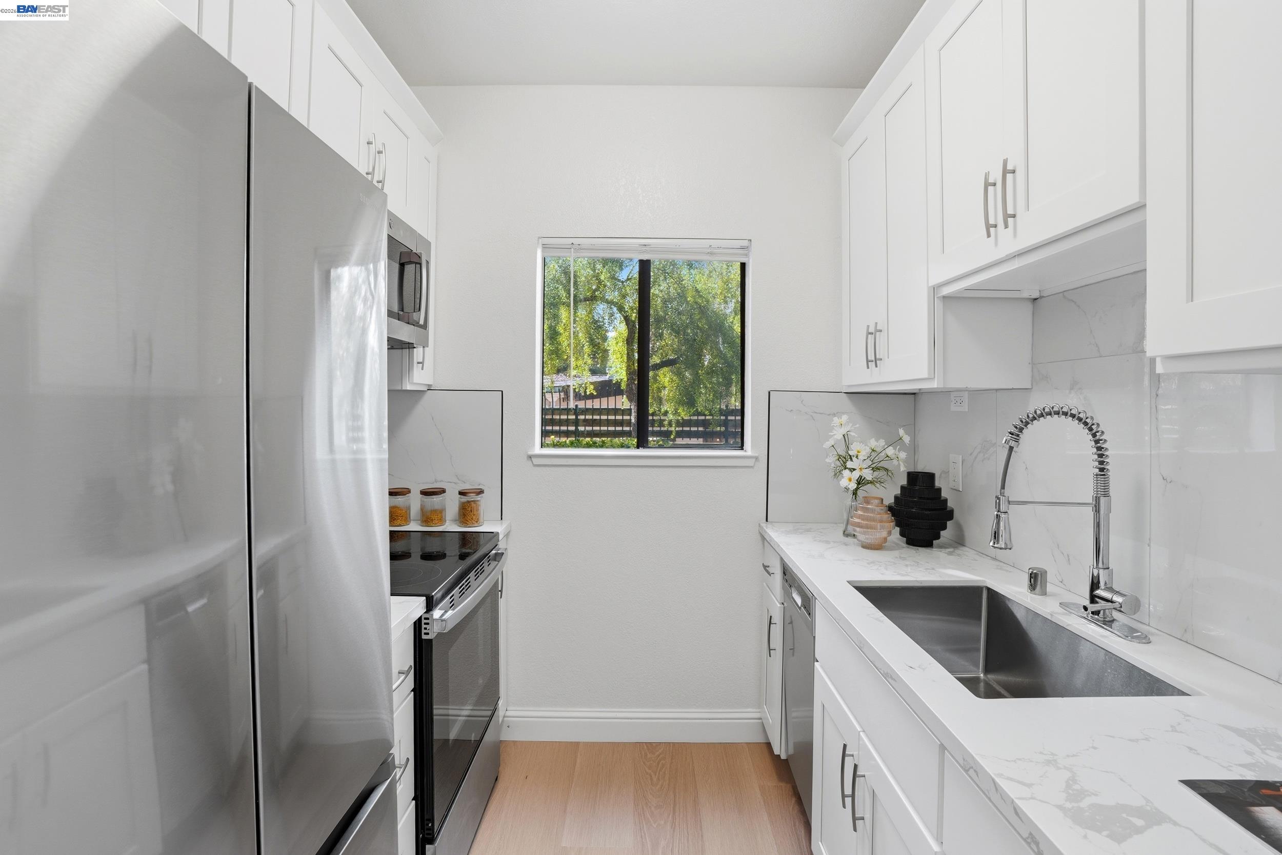 Photo #4: 41123328 Listing: Photo #4