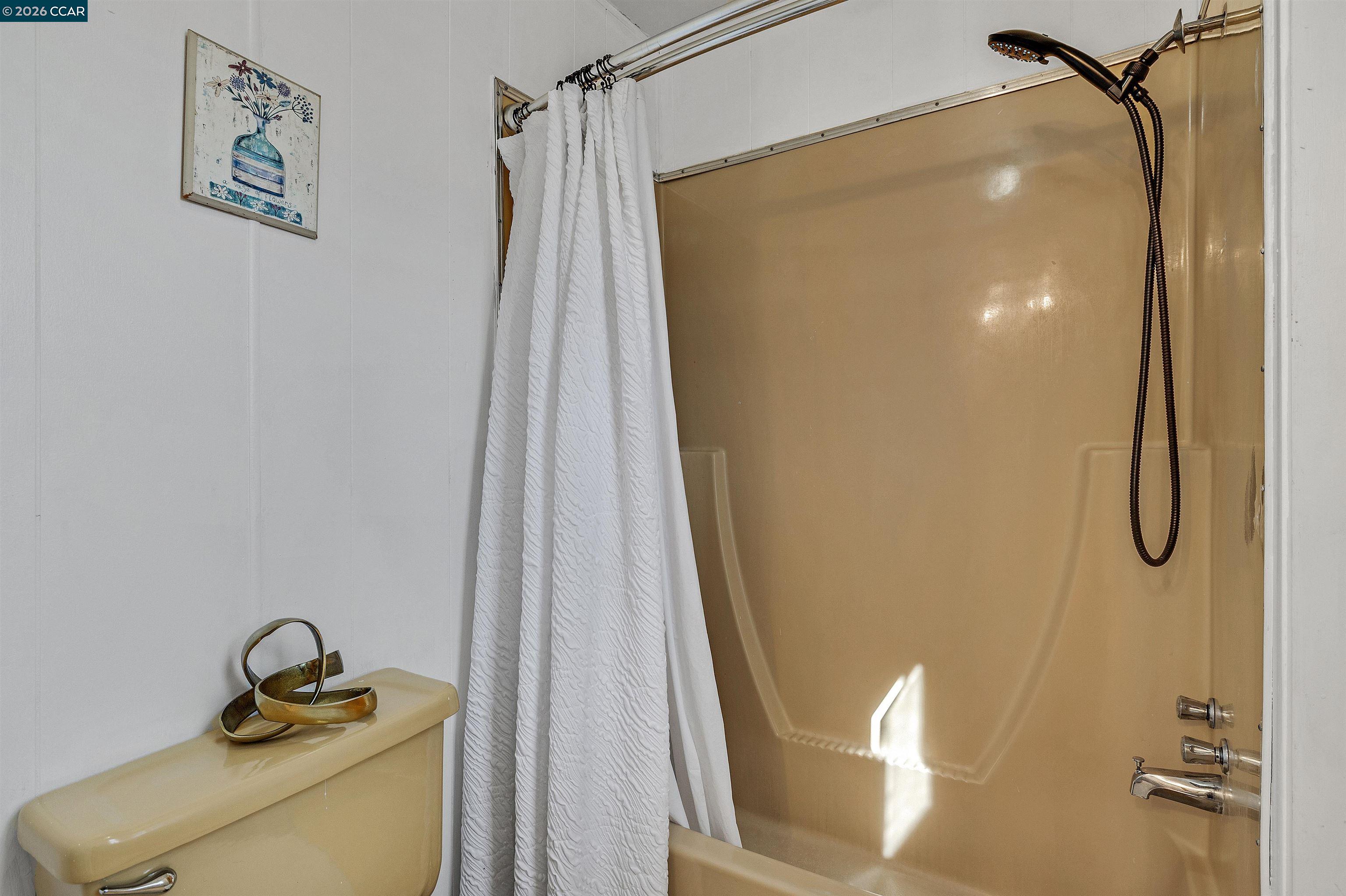 Detail Gallery Image 18 of 26 For 137 Valencia, Fairfield,  CA 94533 - 3 Beds | 2 Baths