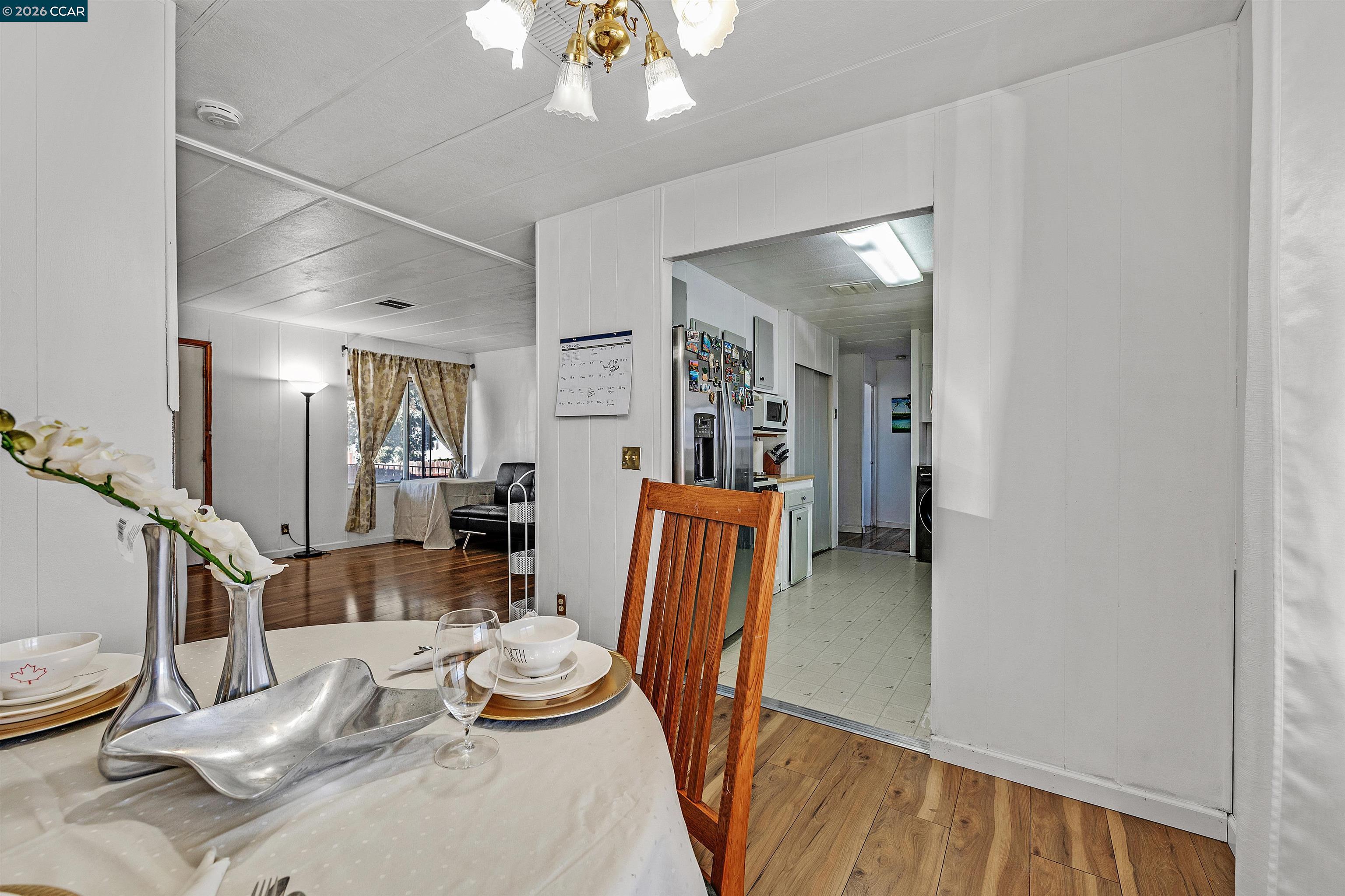 Detail Gallery Image 5 of 26 For 137 Valencia, Fairfield,  CA 94533 - 3 Beds | 2 Baths