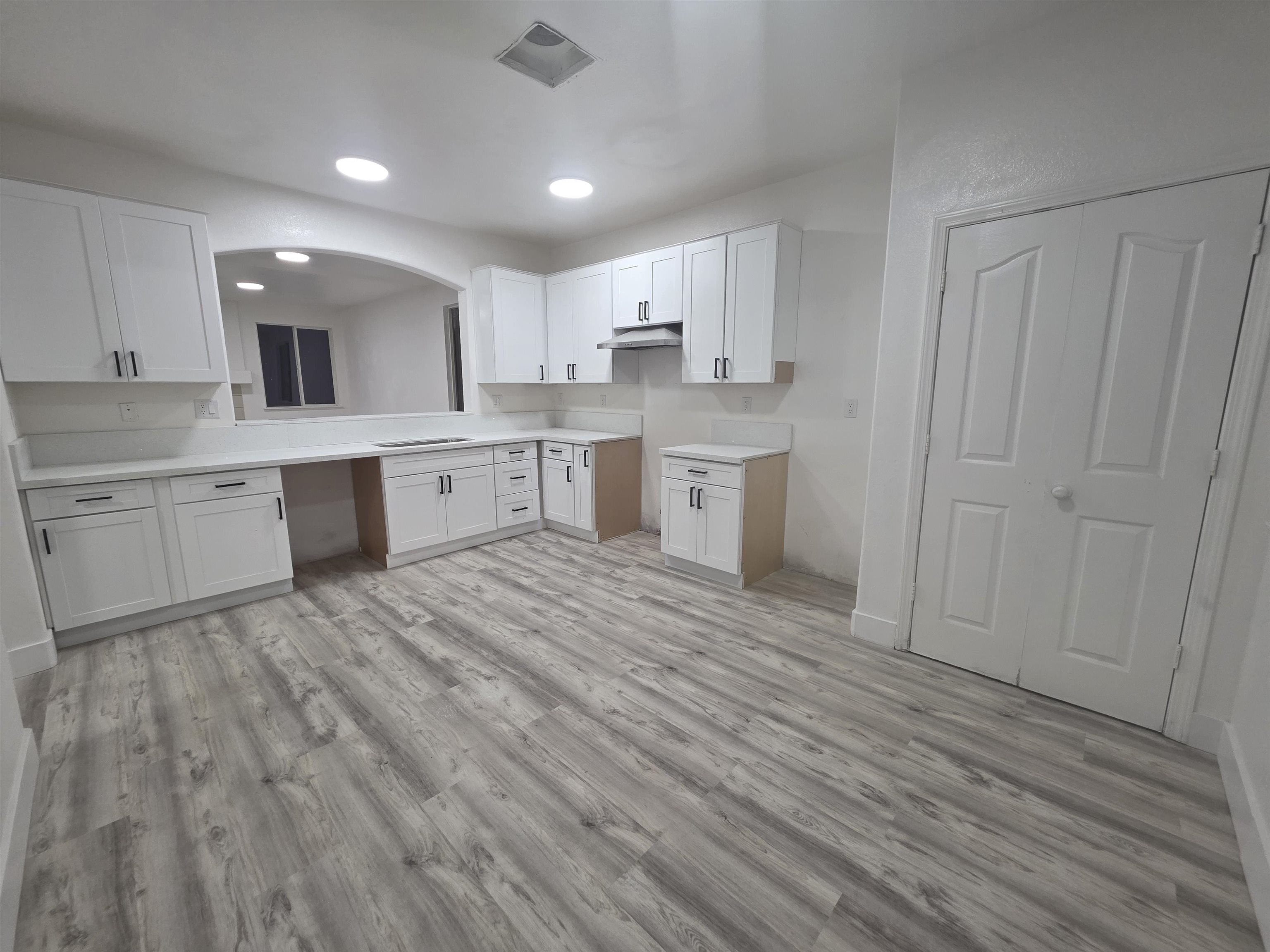 Detail Gallery Image 2 of 6 For 8226 Windmill Oaks Pl, Antelope,  CA 95843 - 3 Beds | 2 Baths