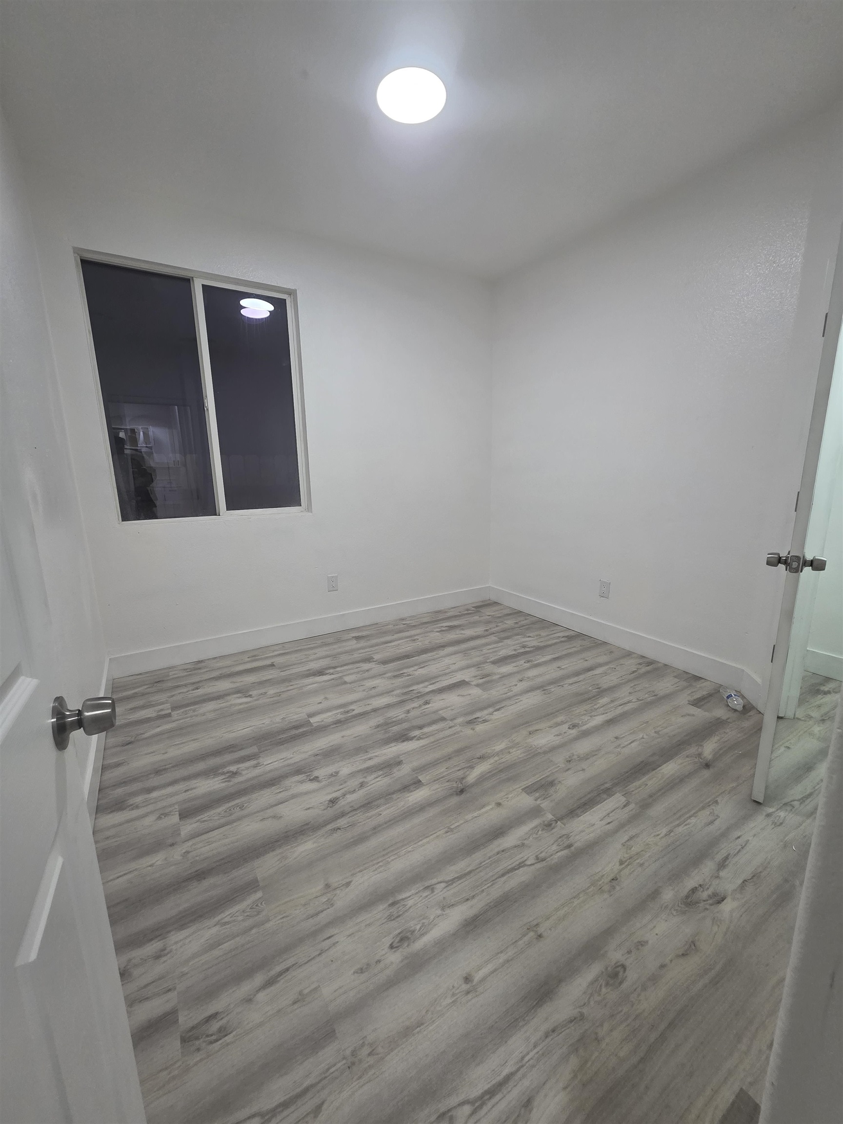 Detail Gallery Image 4 of 6 For 8226 Windmill Oaks Pl, Antelope,  CA 95843 - 3 Beds | 2 Baths