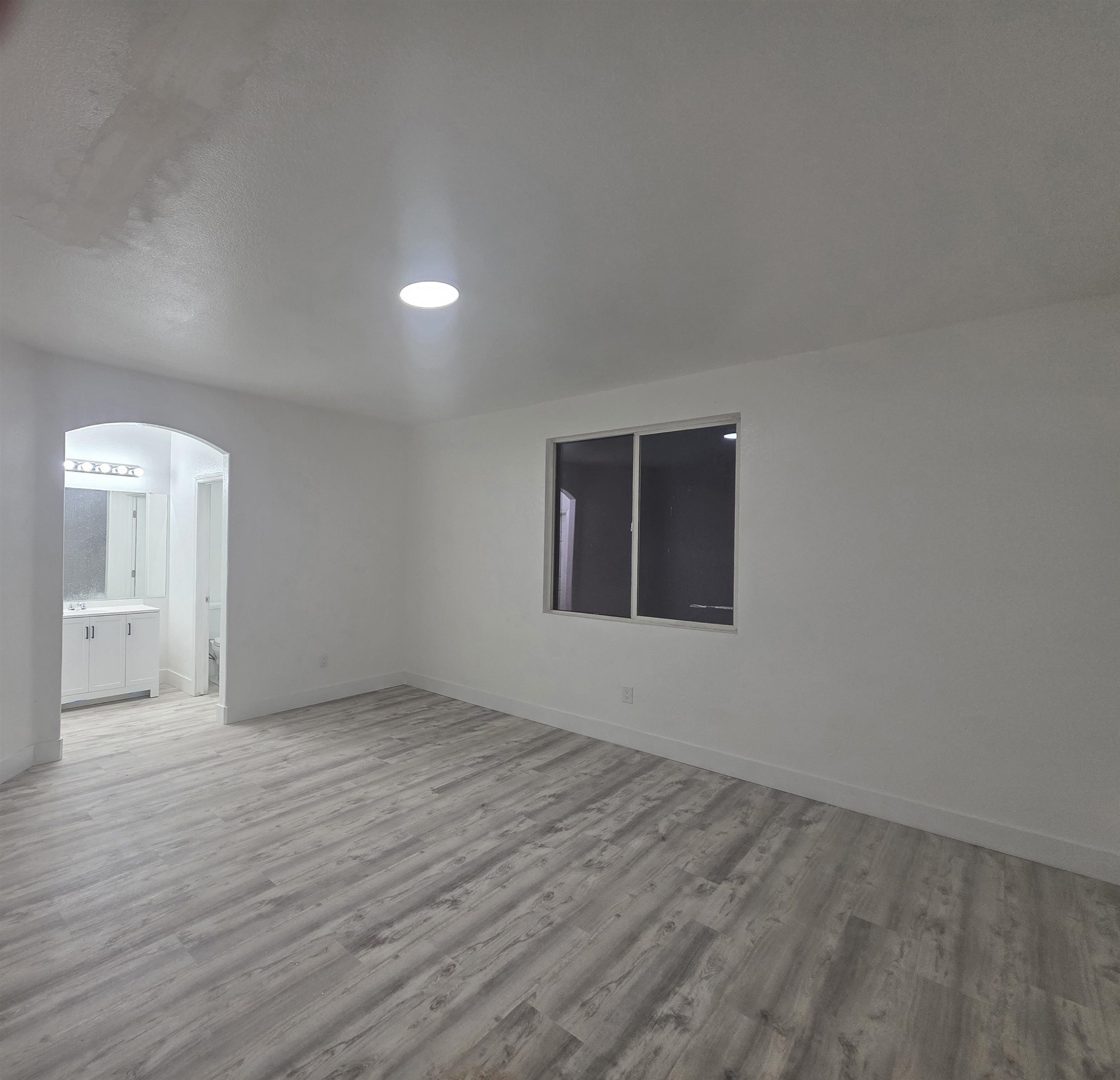 Detail Gallery Image 6 of 6 For 8226 Windmill Oaks Pl, Antelope,  CA 95843 - 3 Beds | 2 Baths