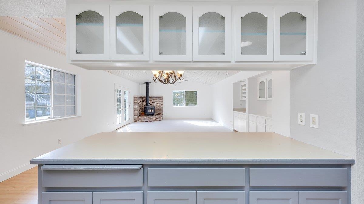 Detail Gallery Image 17 of 54 For 12929 Hollow Dr, Sonora,  CA 95370 - 3 Beds | 3 Baths