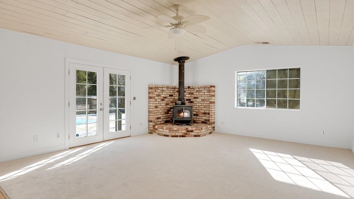 Detail Gallery Image 21 of 54 For 12929 Hollow Dr, Sonora,  CA 95370 - 3 Beds | 3 Baths