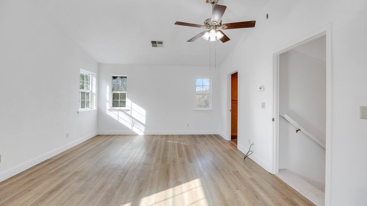 Detail Gallery Image 29 of 54 For 12929 Hollow Dr, Sonora,  CA 95370 - 3 Beds | 3 Baths