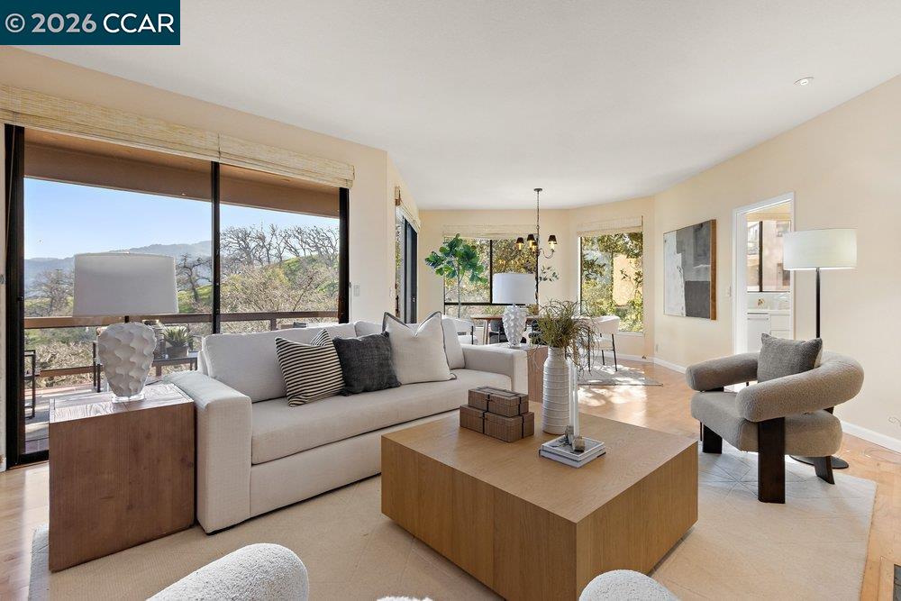 Detail Gallery Image 11 of 60 For 1738 Stanley Dollar Dr 4a,  Walnut Creek,  CA 94595 - 2 Beds | 2 Baths