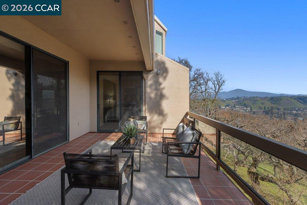 Photo #4: 41123349 Listing: Photo #4