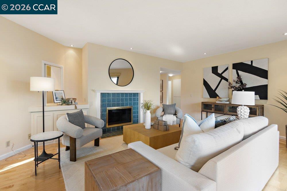 Photo #9: 41123349 Listing: Photo #9