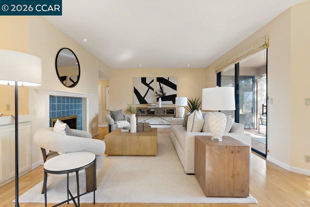 Detail Gallery Image 10 of 60 For 1738 Stanley Dollar Dr 4a,  Walnut Creek,  CA 94595 - 2 Beds | 2 Baths