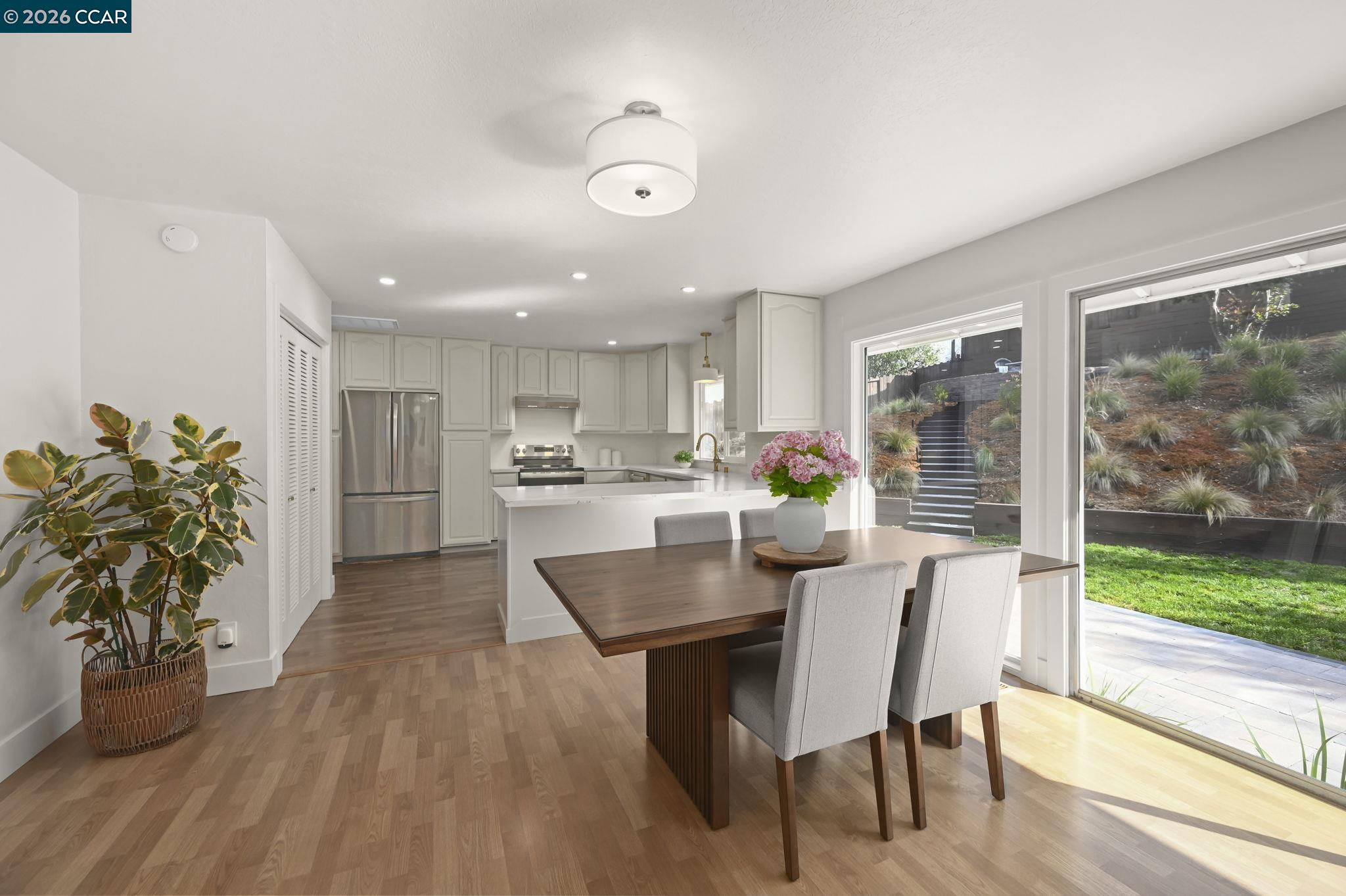 Detail Gallery Image 10 of 26 For 3739 Northridge Drive, Concord,  CA 94518 - 3 Beds | 2 Baths