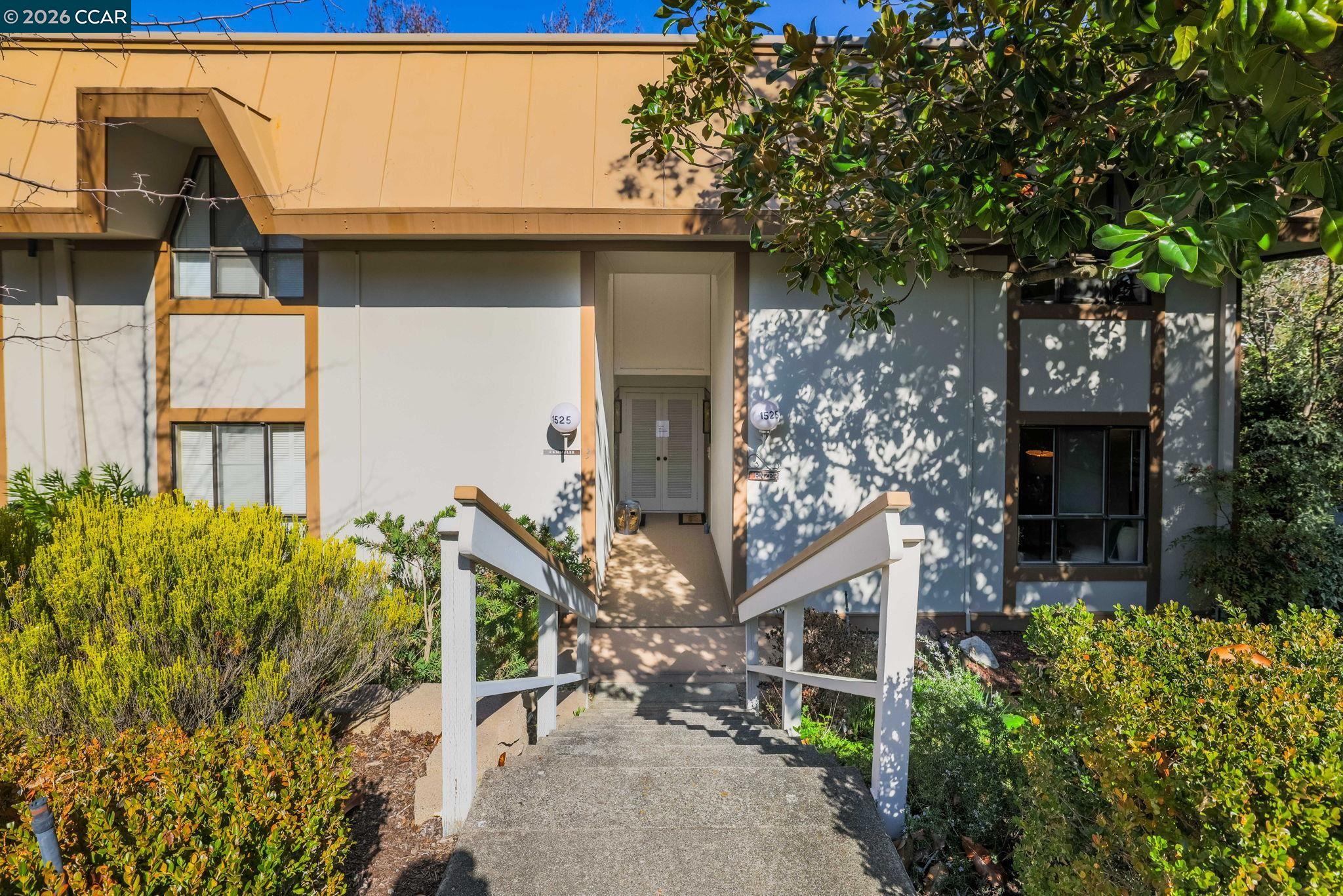 1525 Canyonwood Ct UNIT 4, Walnut Creek, CA, 94595