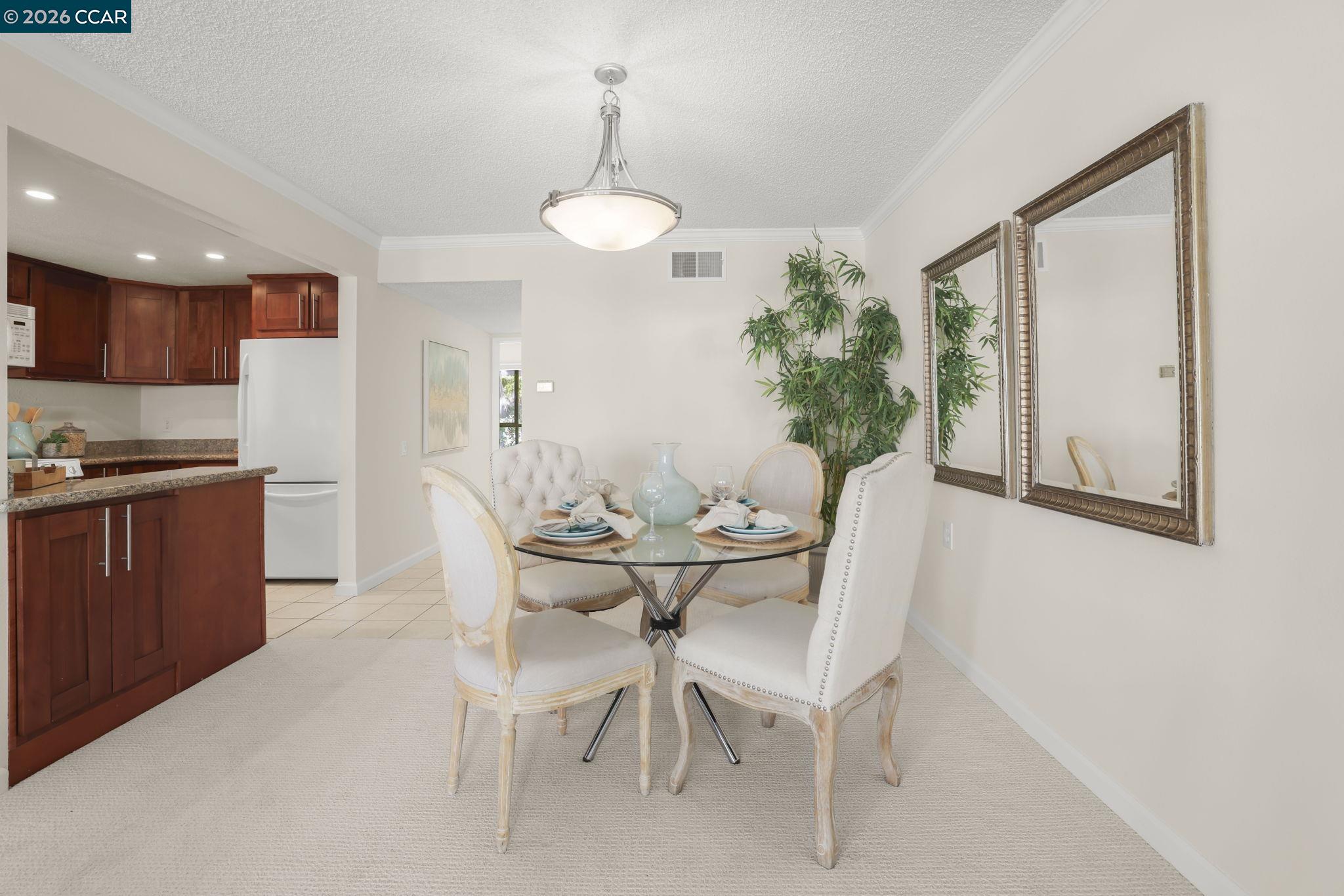 Photo #11: 41123352 Listing: Photo #11