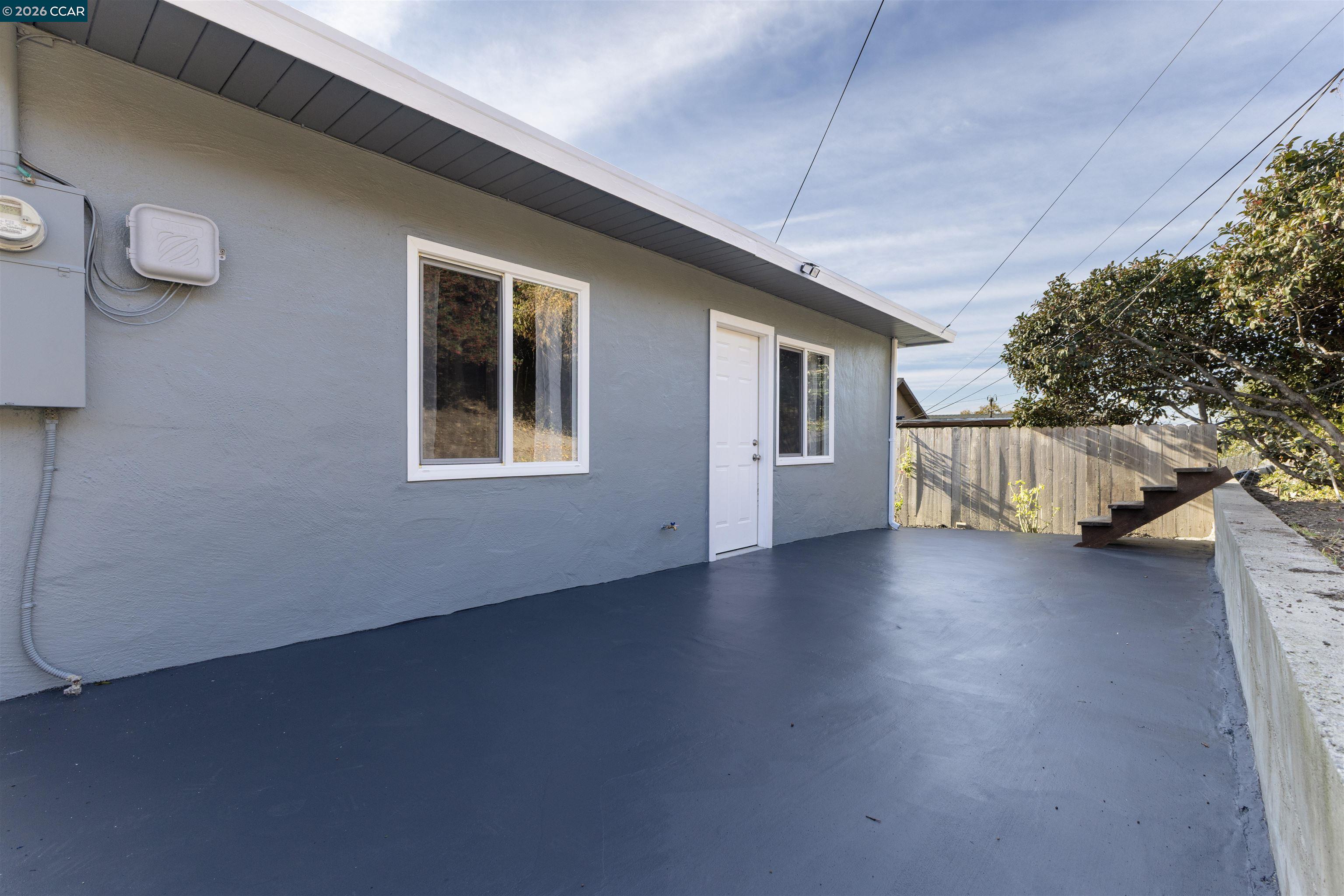 Detail Gallery Image 33 of 43 For 3141 Fairmede Dr, Richmond,  CA 94806 - 4 Beds | 2 Baths