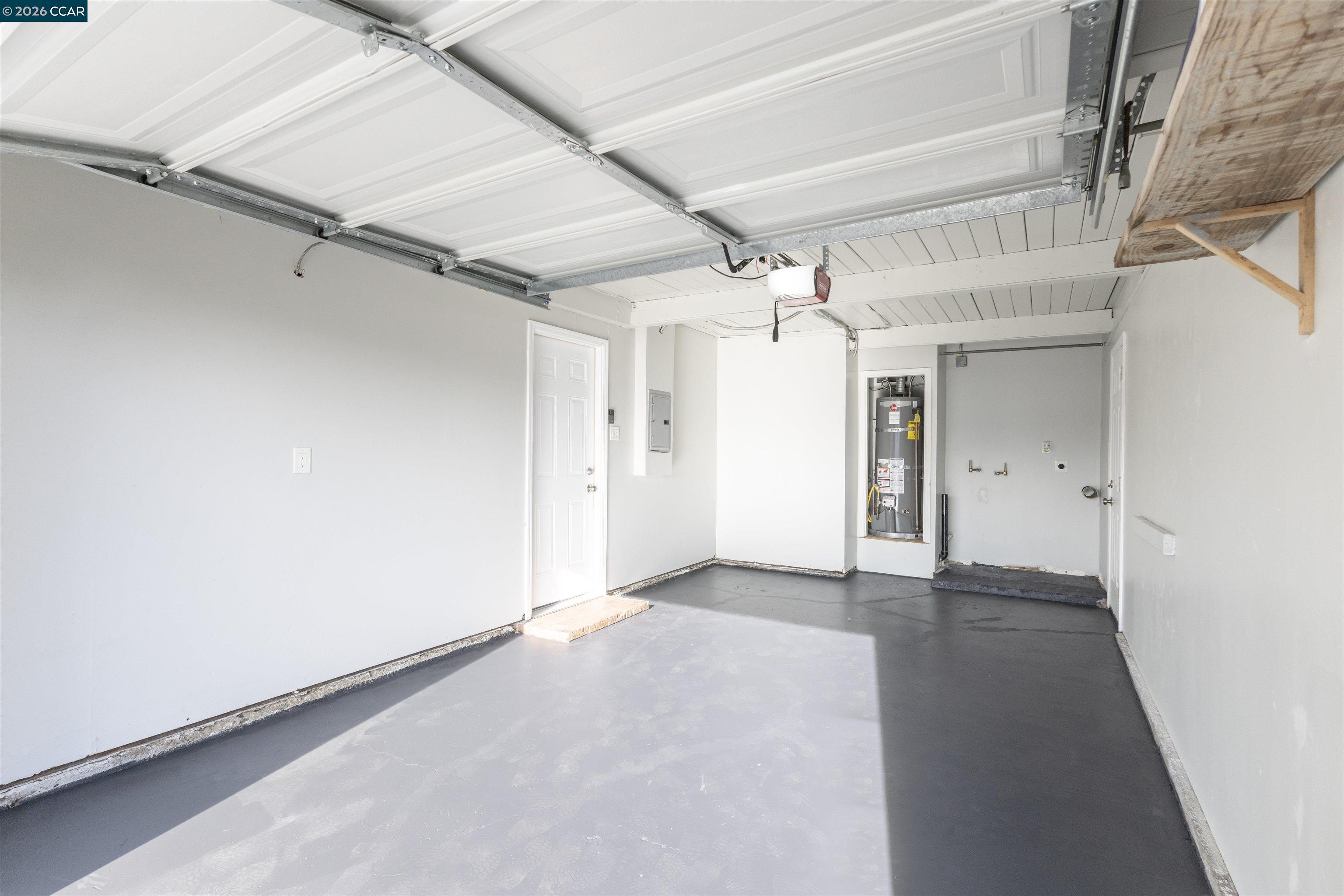 Detail Gallery Image 38 of 43 For 3141 Fairmede Dr, Richmond,  CA 94806 - 4 Beds | 2 Baths