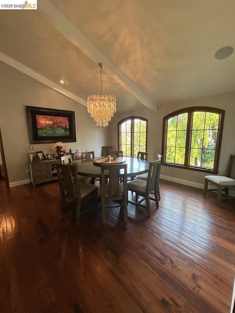 Detail Gallery Image 11 of 36 For 20 Bayshore Ter, Tiburon,  CA 94920 - 4 Beds | 4/1 Baths