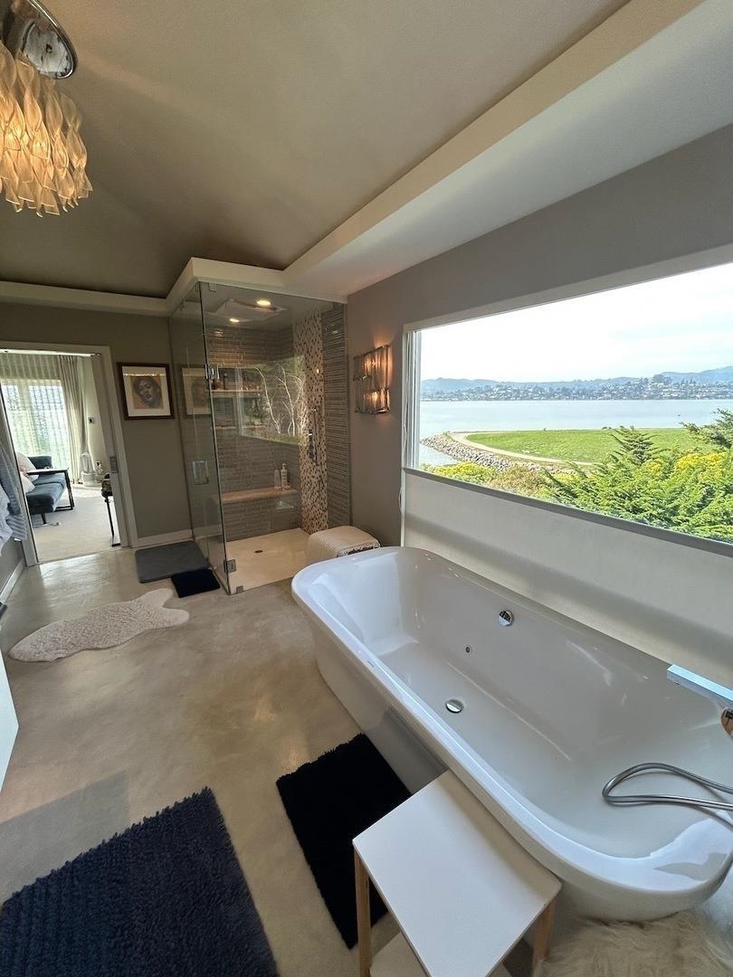 Detail Gallery Image 16 of 35 For 20 Bayshore Ter, Tiburon,  CA 94920 - 4 Beds | 4/1 Baths