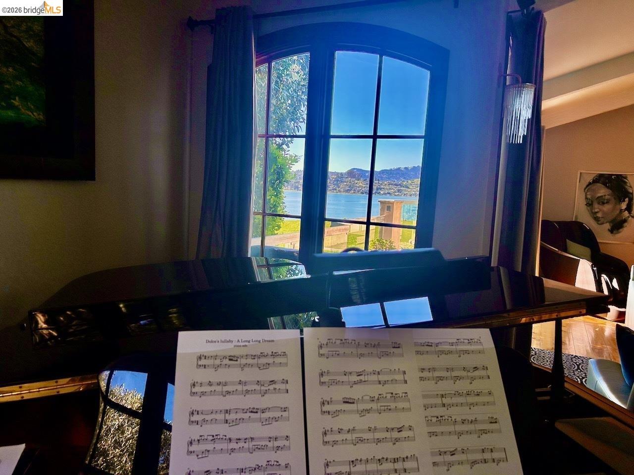 Detail Gallery Image 9 of 36 For 20 Bayshore Ter, Tiburon,  CA 94920 - 4 Beds | 4/1 Baths