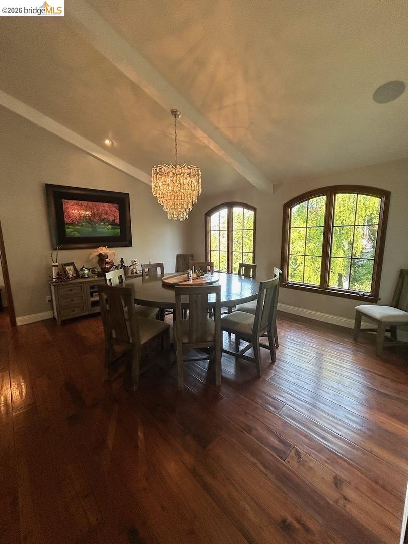 Detail Gallery Image 10 of 26 For 20 Bayshore Ter, Tiburon,  CA 94920 - 4 Beds | 4/1 Baths