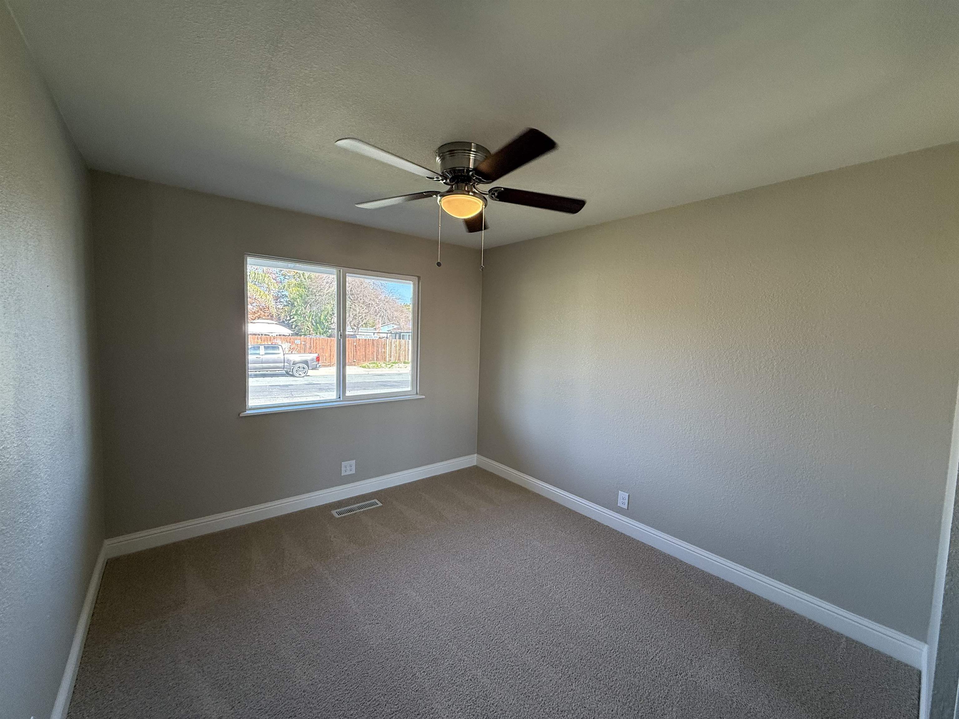 Detail Gallery Image 24 of 45 For 108 Fleetwood Dr, Antioch,  CA 94509 - 4 Beds | 2 Baths