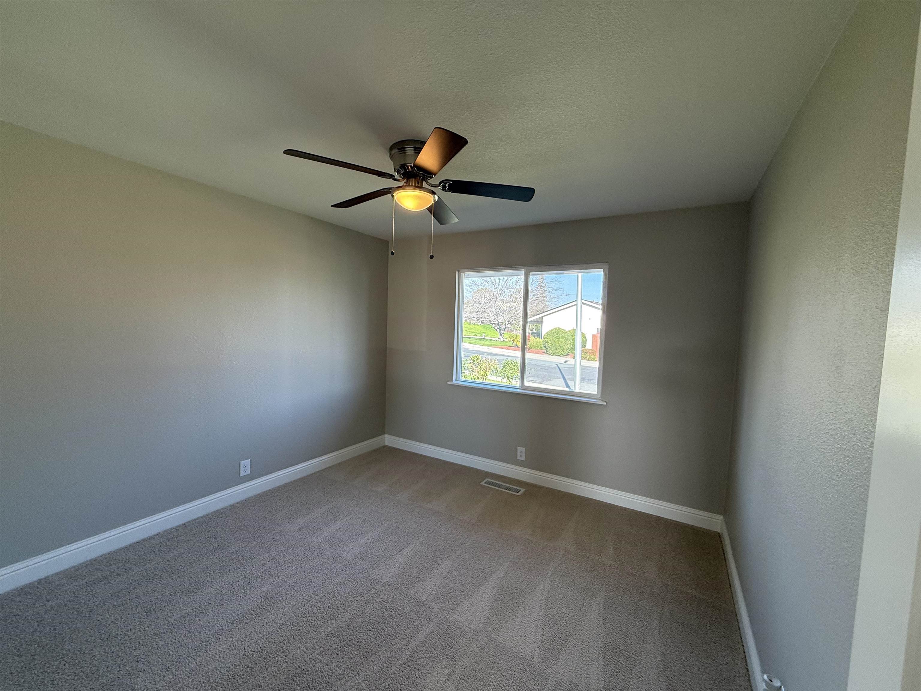 Detail Gallery Image 26 of 45 For 108 Fleetwood Dr, Antioch,  CA 94509 - 4 Beds | 2 Baths