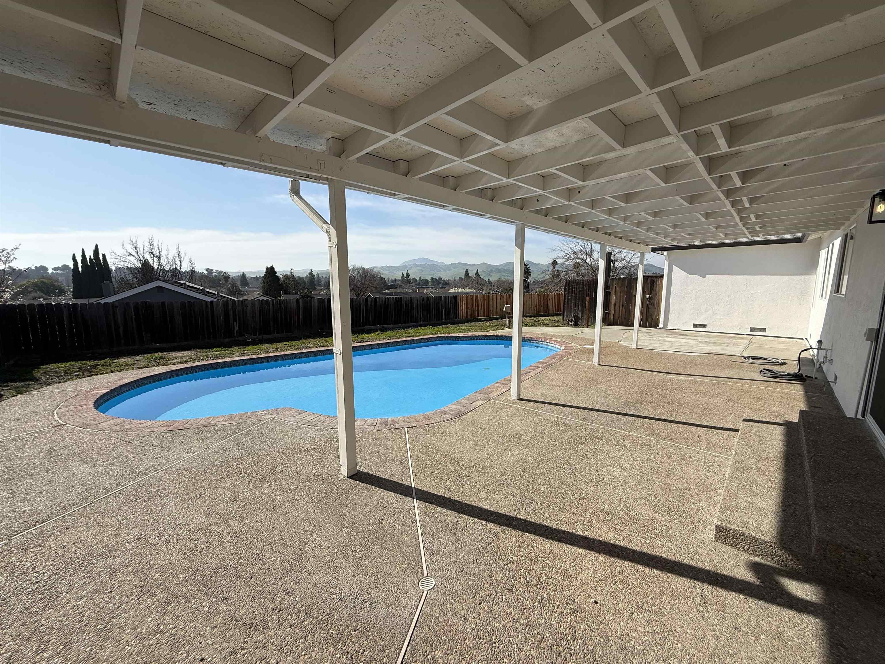 Detail Gallery Image 33 of 45 For 108 Fleetwood Dr, Antioch,  CA 94509 - 4 Beds | 2 Baths