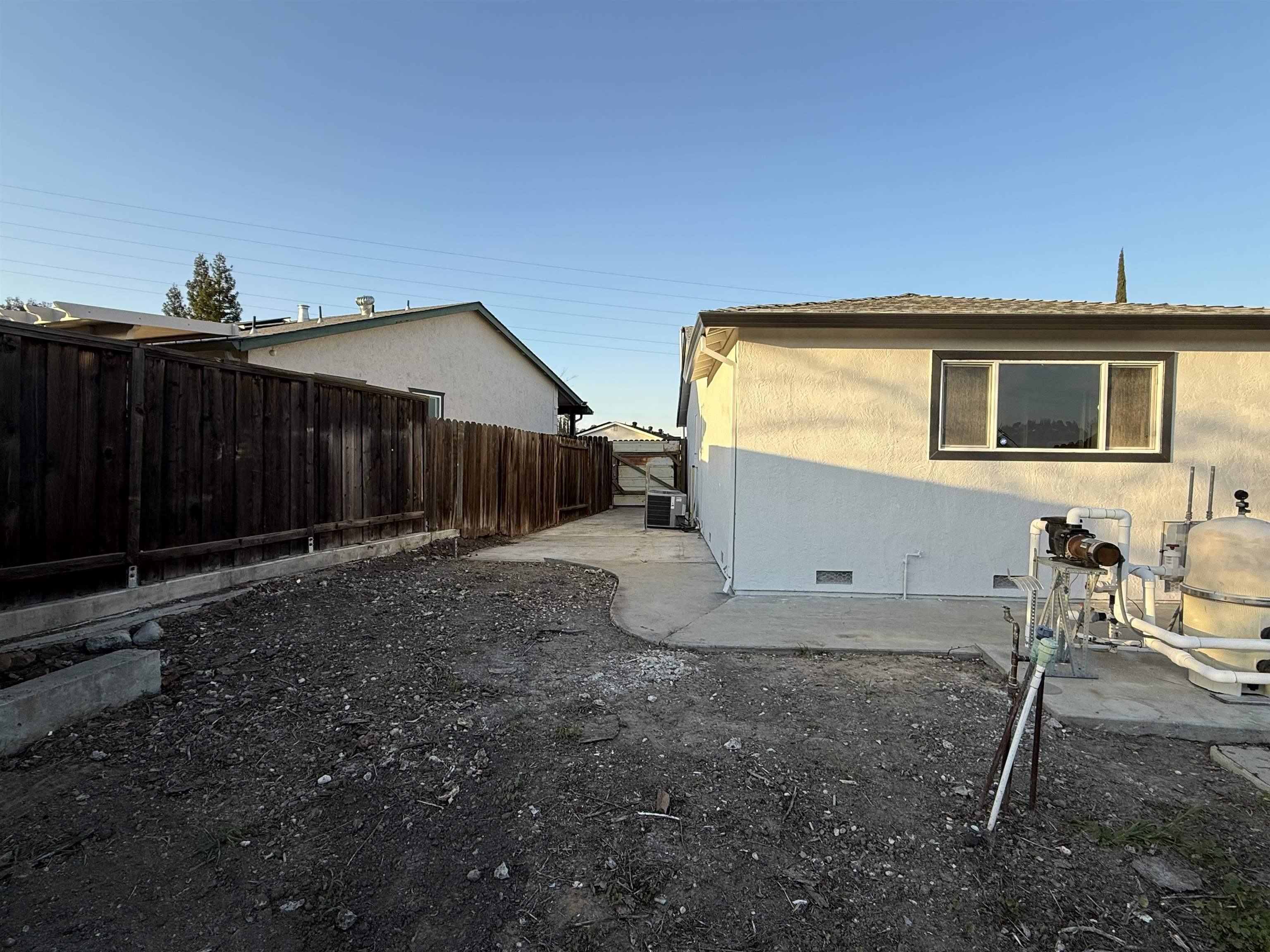 Detail Gallery Image 40 of 45 For 108 Fleetwood Dr, Antioch,  CA 94509 - 4 Beds | 2 Baths