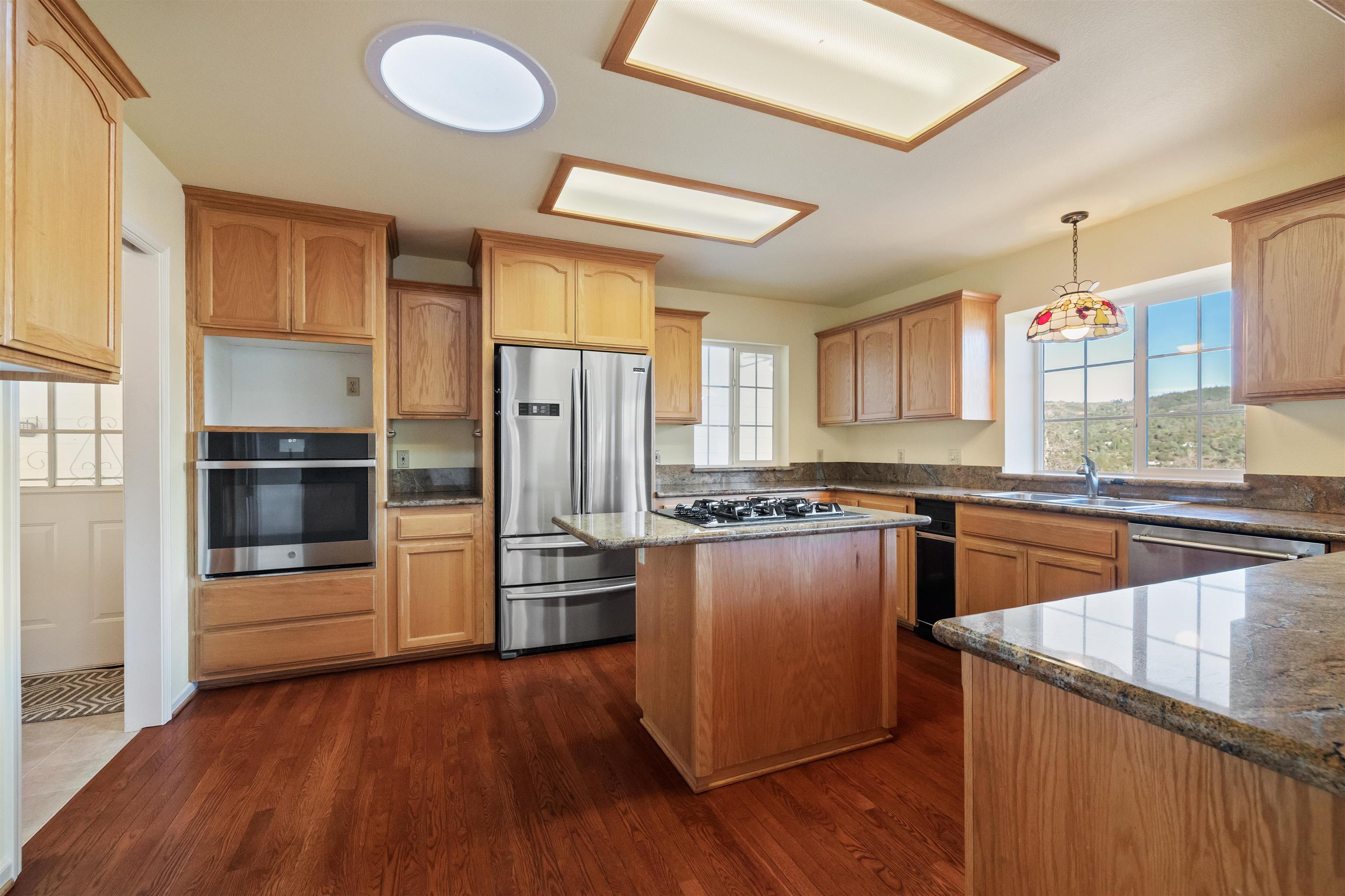 Detail Gallery Image 21 of 59 For 15830 Ridgefield Court, Sonora,  CA 95370 - 4 Beds | 3 Baths