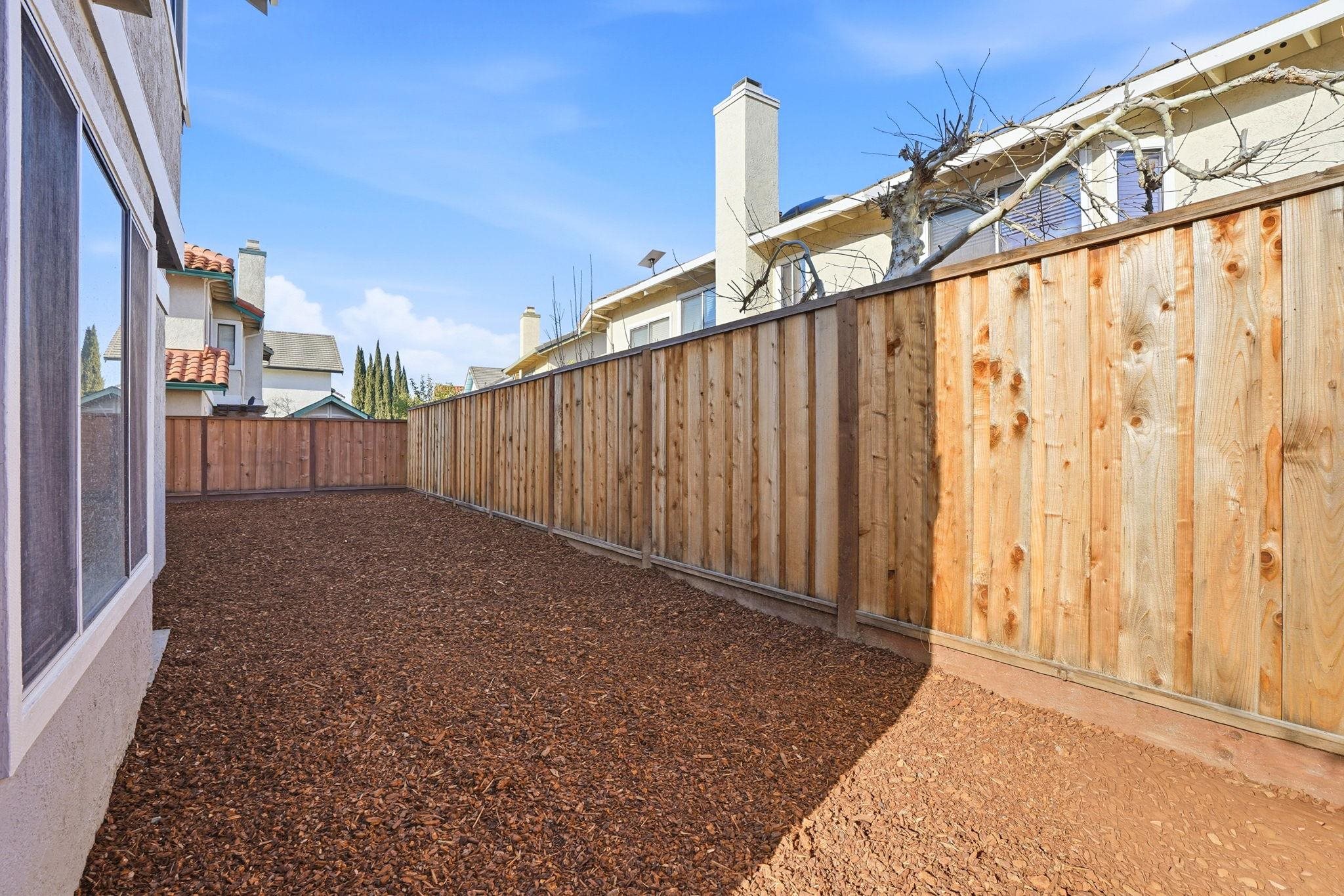 Detail Gallery Image 32 of 34 For 3704 Colonial Ct, Antioch,  CA 94509 - 3 Beds | 2/1 Baths