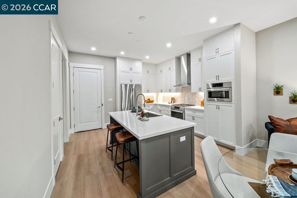 Photo #8: 41123361 Listing: Photo #8