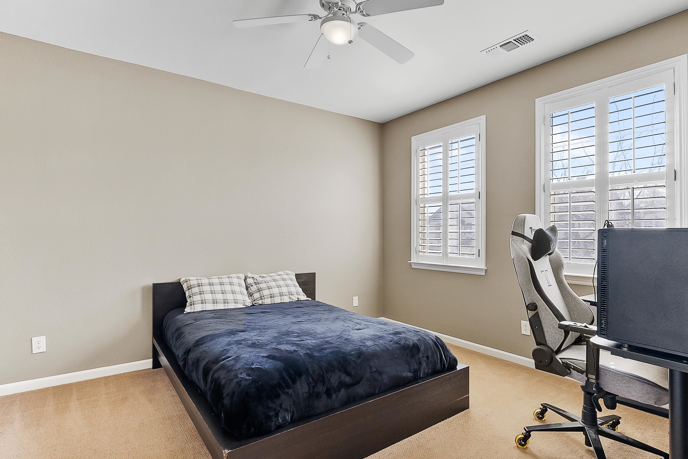 Detail Gallery Image 27 of 41 For 5282 Fern Ridge Cir, Discovery Bay,  CA 94505 - 5 Beds | 2/1 Baths