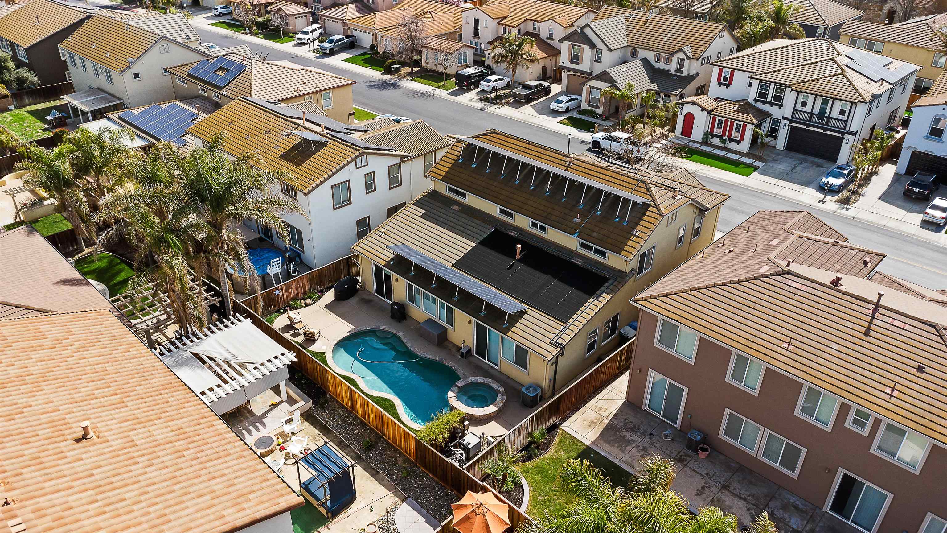 Detail Gallery Image 37 of 41 For 5282 Fern Ridge Cir, Discovery Bay,  CA 94505 - 5 Beds | 2/1 Baths