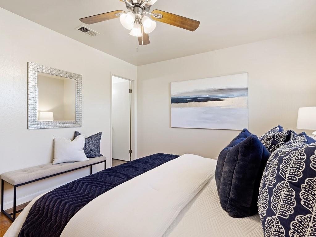 Detail Gallery Image 15 of 25 For 3250 Ridge Crest Ct, Hayward,  CA 94541 - 3 Beds | 2 Baths