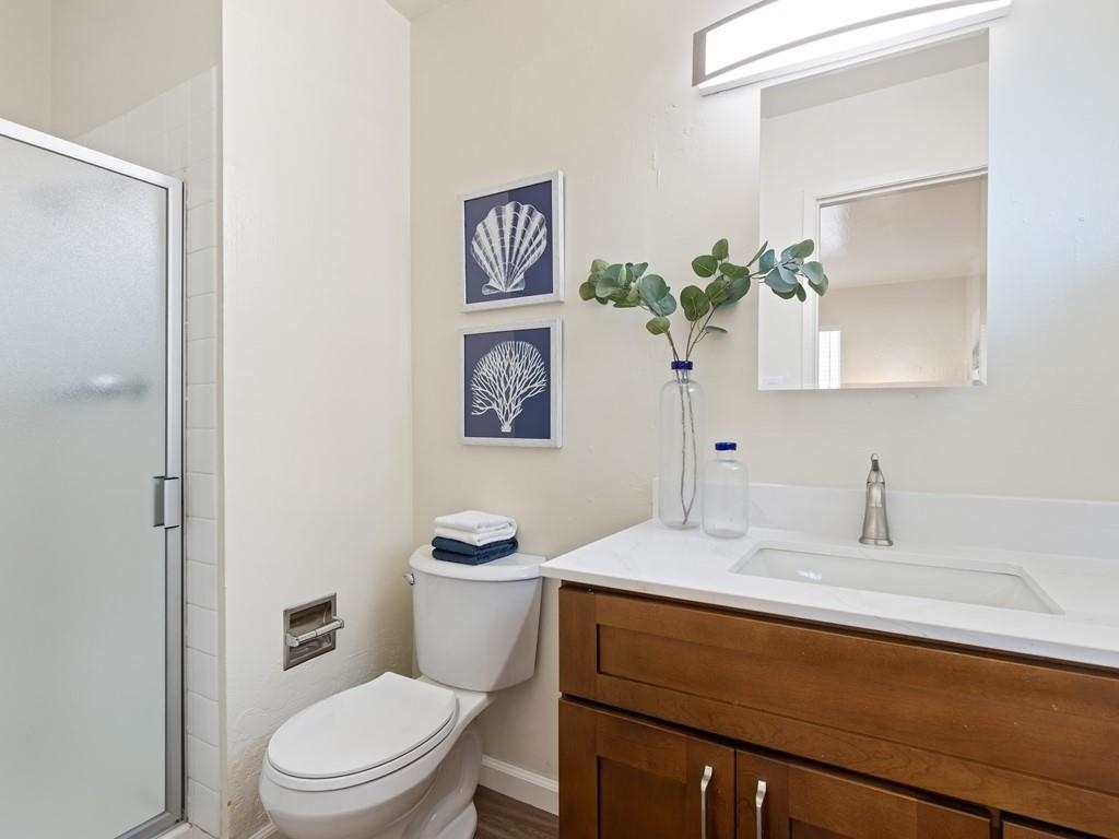 Detail Gallery Image 16 of 25 For 3250 Ridge Crest Ct, Hayward,  CA 94541 - 3 Beds | 2 Baths