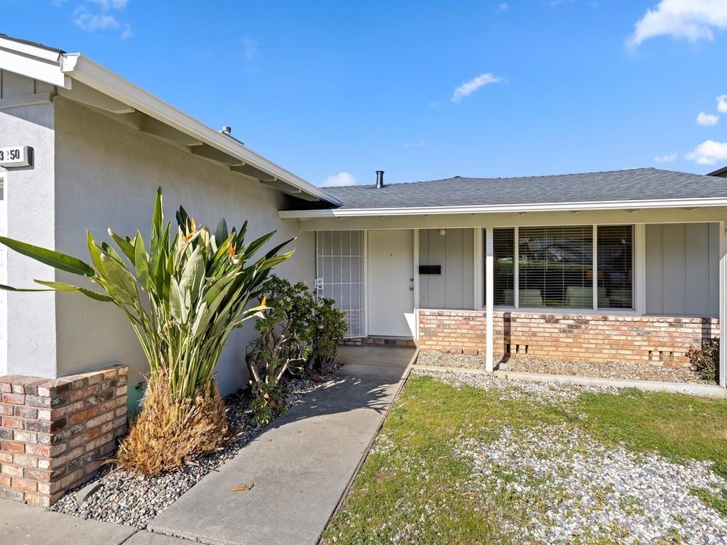 Detail Gallery Image 4 of 25 For 3250 Ridge Crest Ct, Hayward,  CA 94541 - 3 Beds | 2 Baths