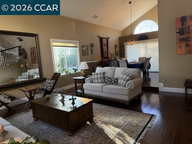 Detail Gallery Image 3 of 30 For 243 Viewpoint Dr, Danville,  CA 94506 - 5 Beds | 3 Baths