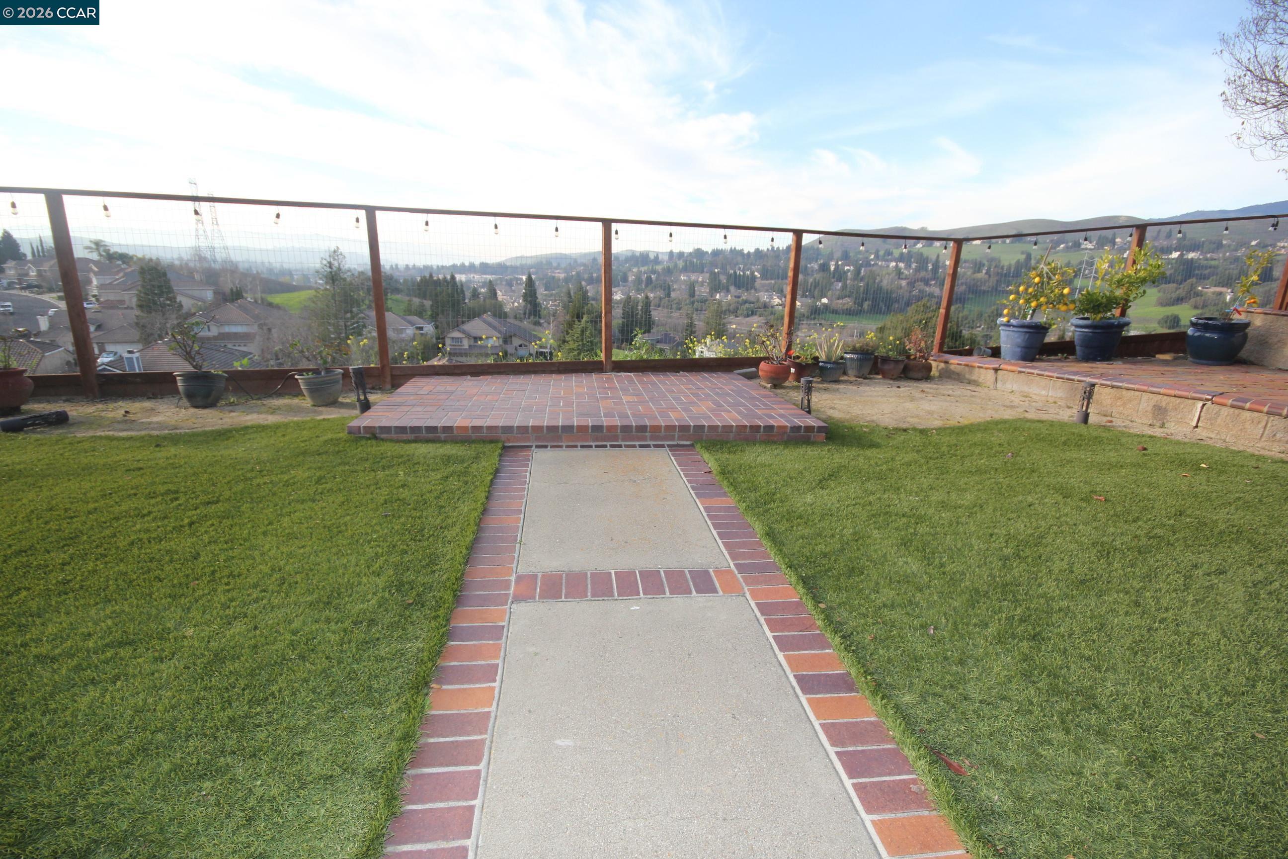 Detail Gallery Image 26 of 30 For 243 Viewpoint Dr, Danville,  CA 94506 - 5 Beds | 3 Baths