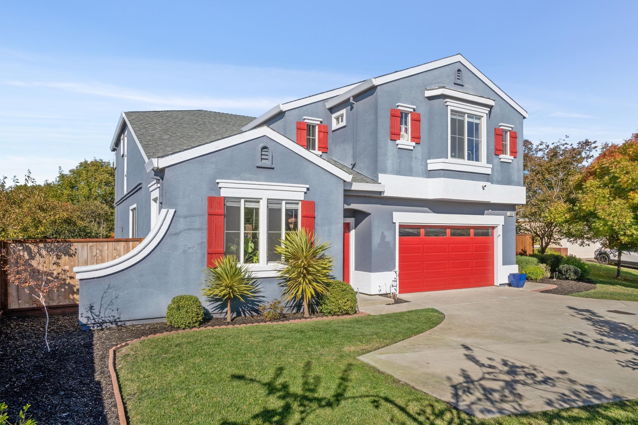 Detail Gallery Image 3 of 35 For 568 Cattail Ct, American Canyon,  CA 94503 - 5 Beds | 3 Baths