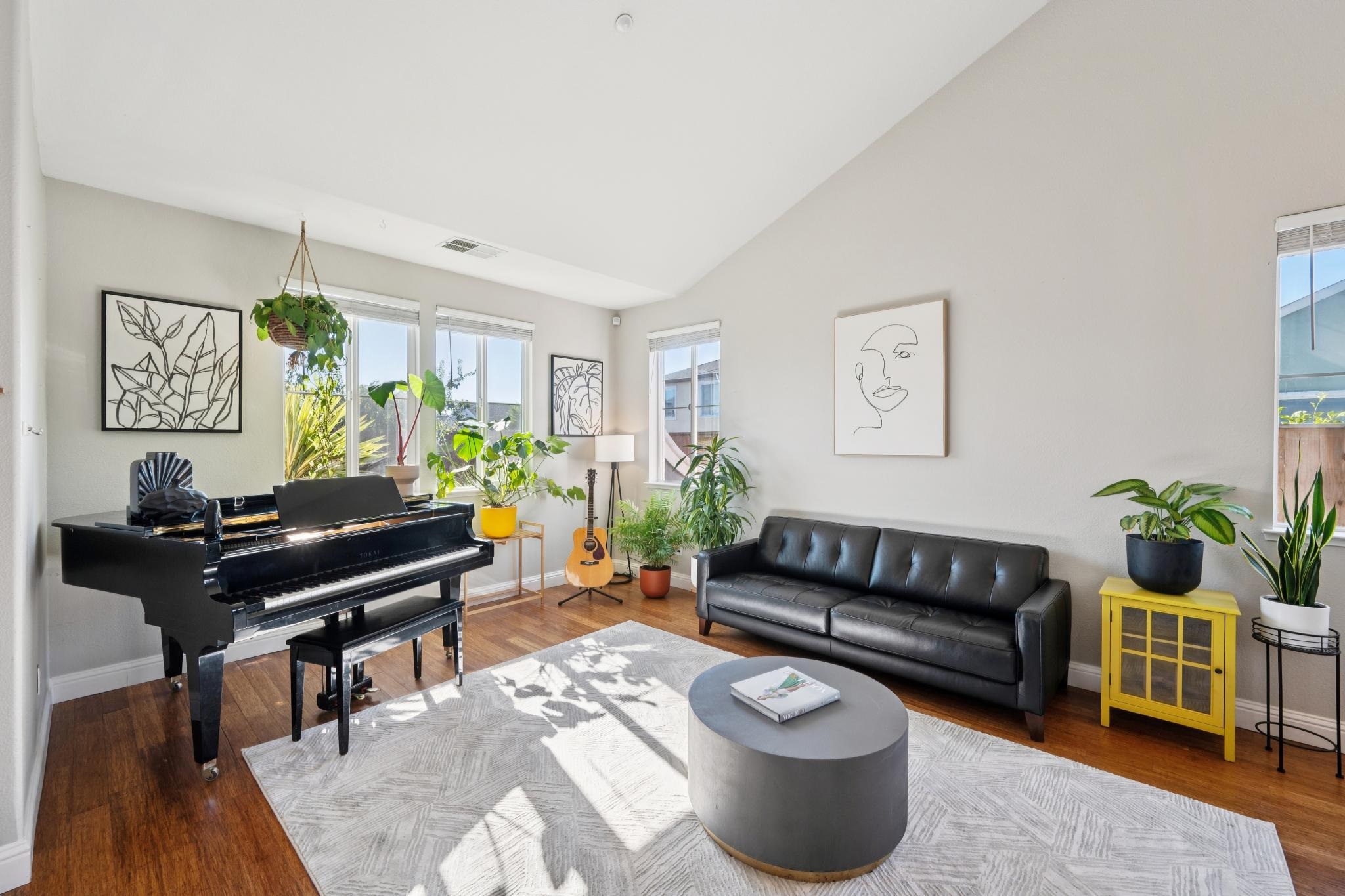 Detail Gallery Image 6 of 35 For 568 Cattail Ct, American Canyon,  CA 94503 - 5 Beds | 3 Baths