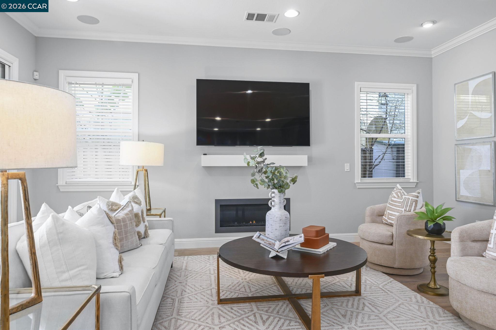 Detail Gallery Image 10 of 54 For 6132 Alpine Blue Dr, San Ramon,  CA 94582 - 4 Beds | 3/1 Baths