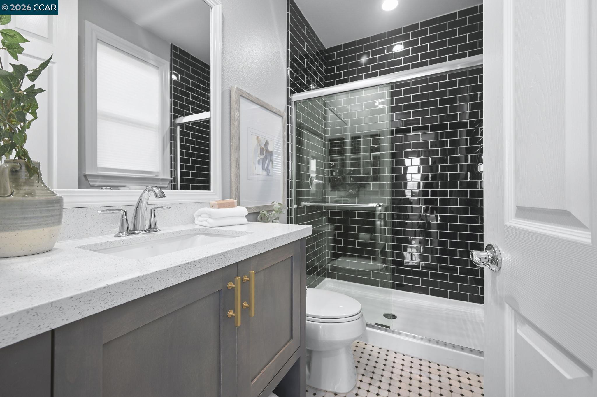 Detail Gallery Image 20 of 54 For 6132 Alpine Blue Dr, San Ramon,  CA 94582 - 4 Beds | 3/1 Baths