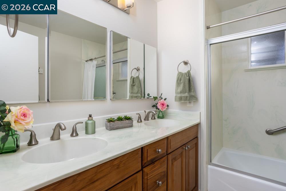 Detail Gallery Image 21 of 31 For 1140 Rachele Rd, Walnut Creek,  CA 94597 - 4 Beds | 2 Baths