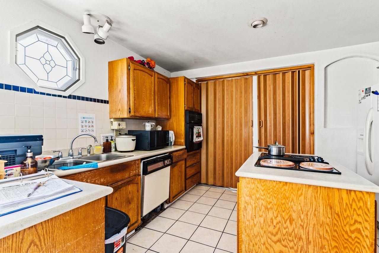 Detail Gallery Image 16 of 17 For 674 Gleneagle Ave, Hayward,  CA 94544 - 4 Beds | 2/1 Baths