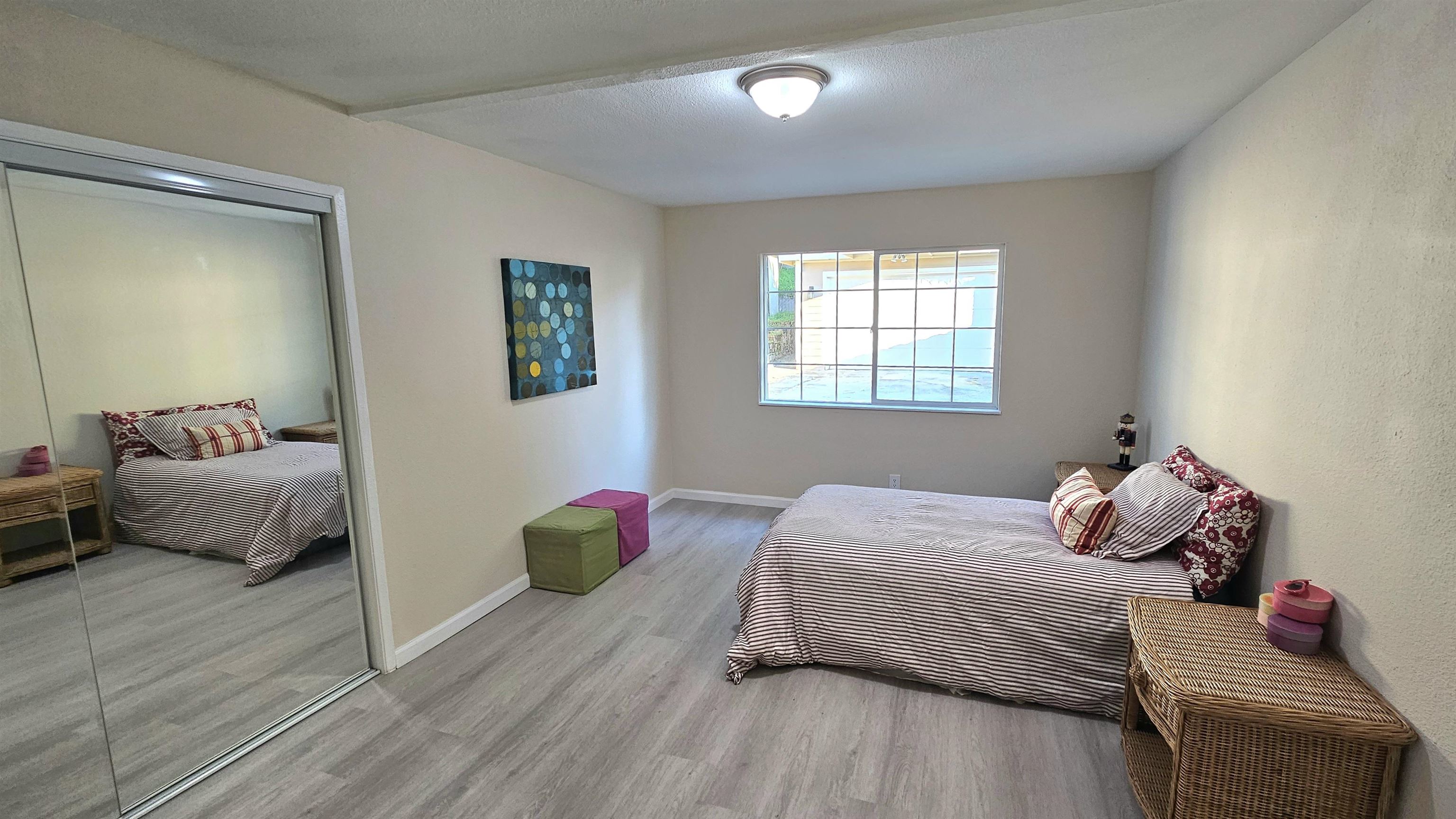 Detail Gallery Image 14 of 30 For 2076 Harrington Ave, Oakland,  CA 94601 - 4 Beds | 2/1 Baths