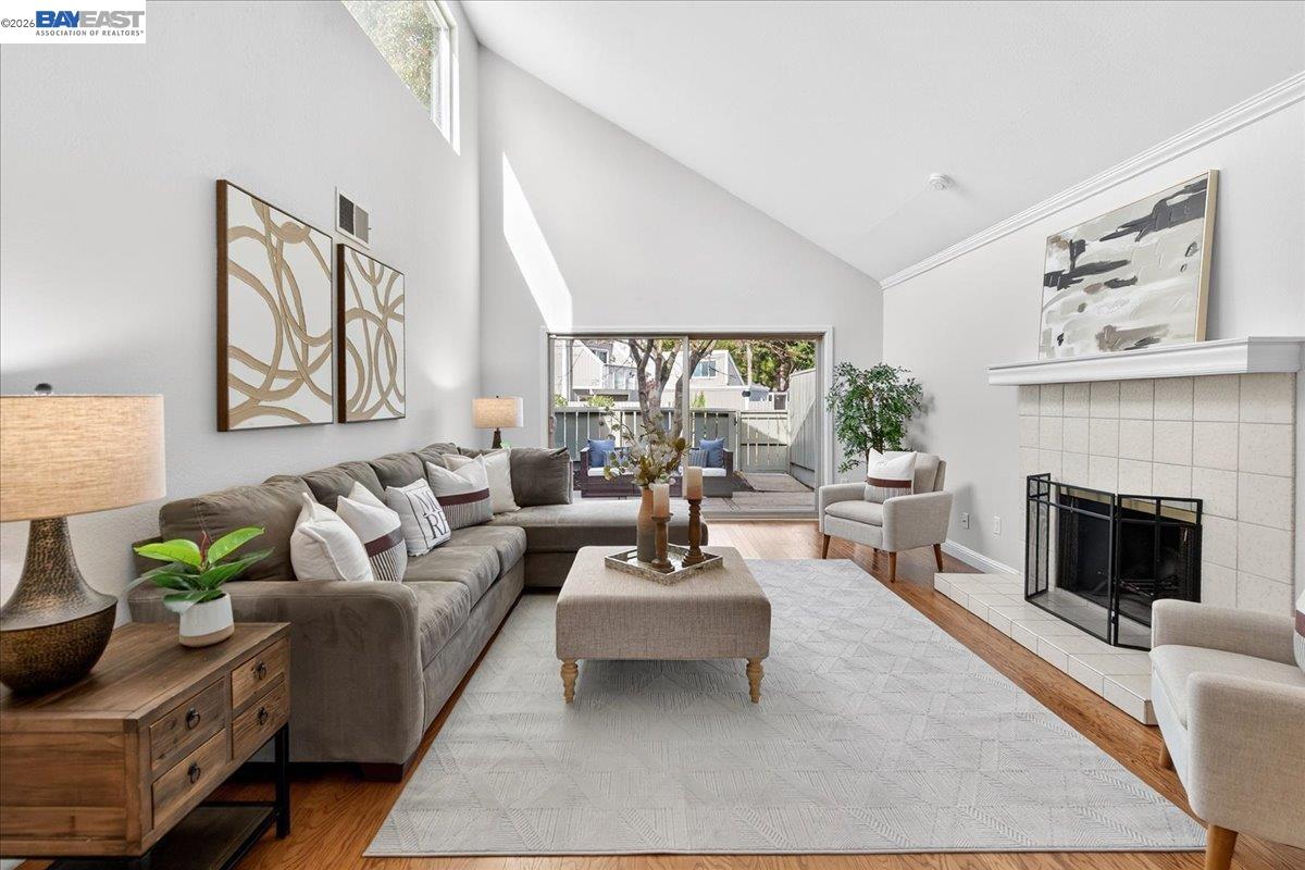 Detail Gallery Image 19 of 45 For 7543 Maywood Dr, Pleasanton,  CA 94588 - 3 Beds | 2 Baths