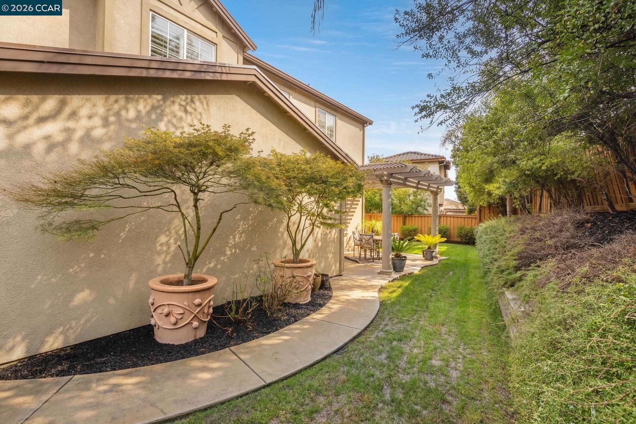 Detail Gallery Image 28 of 34 For 2208 Genoa St, Danville,  CA 94506 - 4 Beds | 2/1 Baths