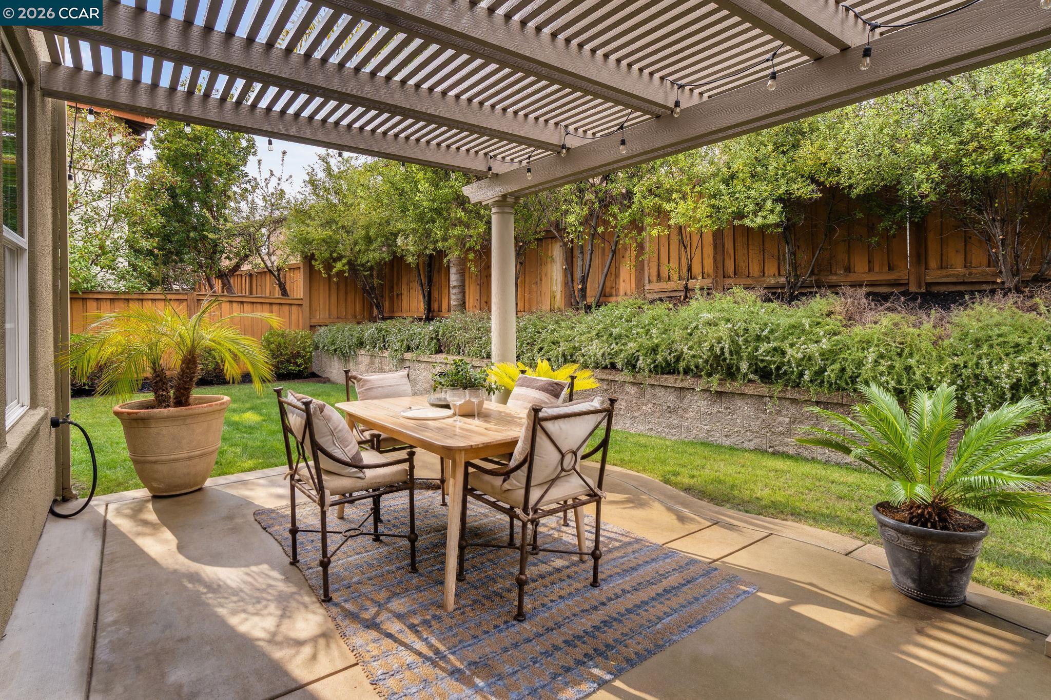 Detail Gallery Image 31 of 38 For 2208 Genoa St, Danville,  CA 94506 - 4 Beds | 2/1 Baths