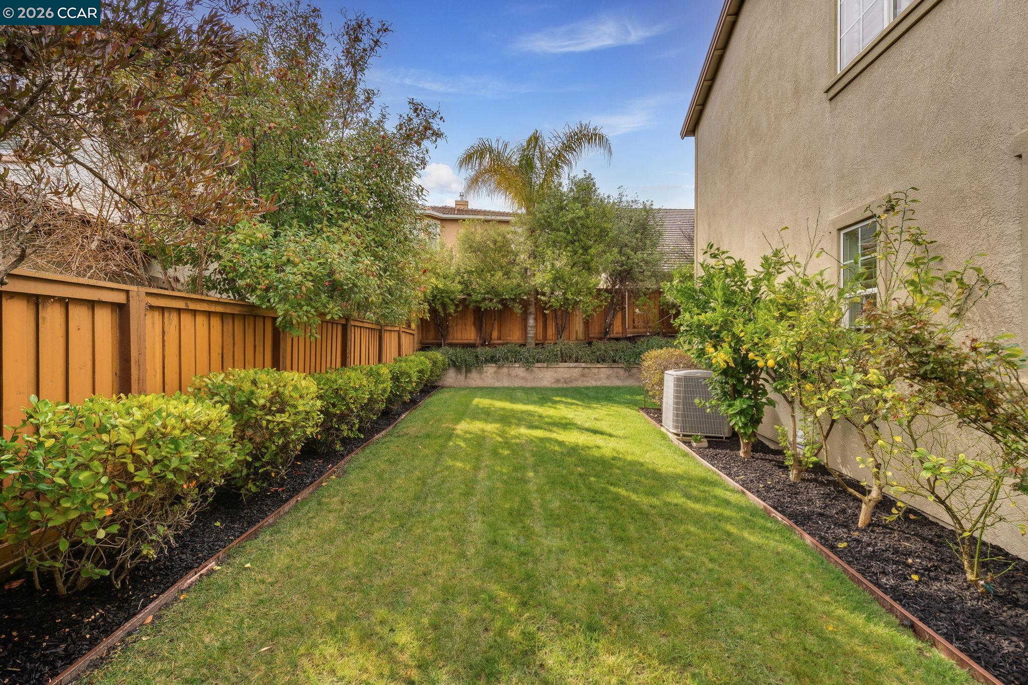 Detail Gallery Image 34 of 38 For 2208 Genoa St, Danville,  CA 94506 - 4 Beds | 2/1 Baths