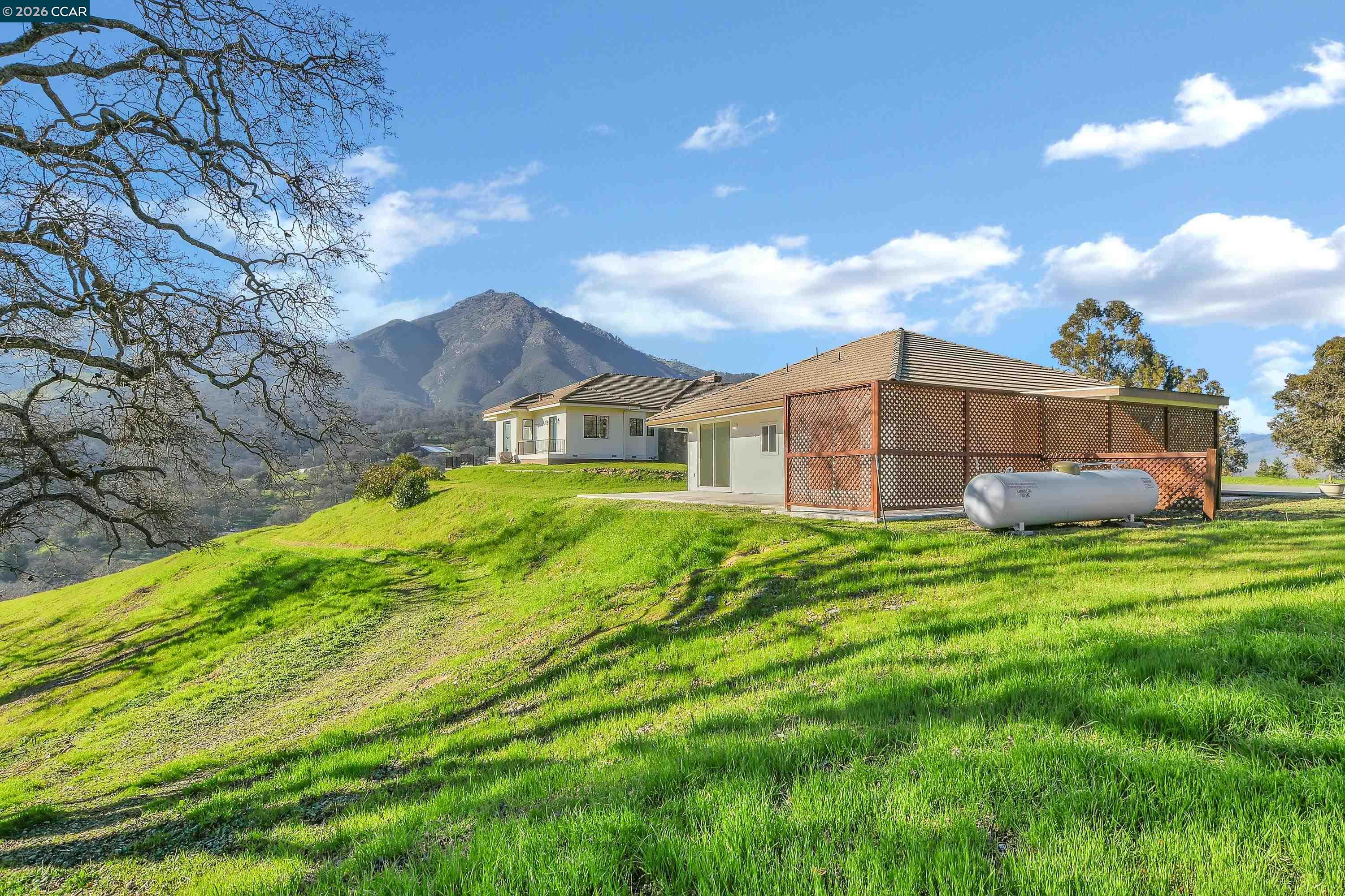 Detail Gallery Image 37 of 60 For 420 Leon Ct, Clayton,  CA 94517 - – Beds | – Baths