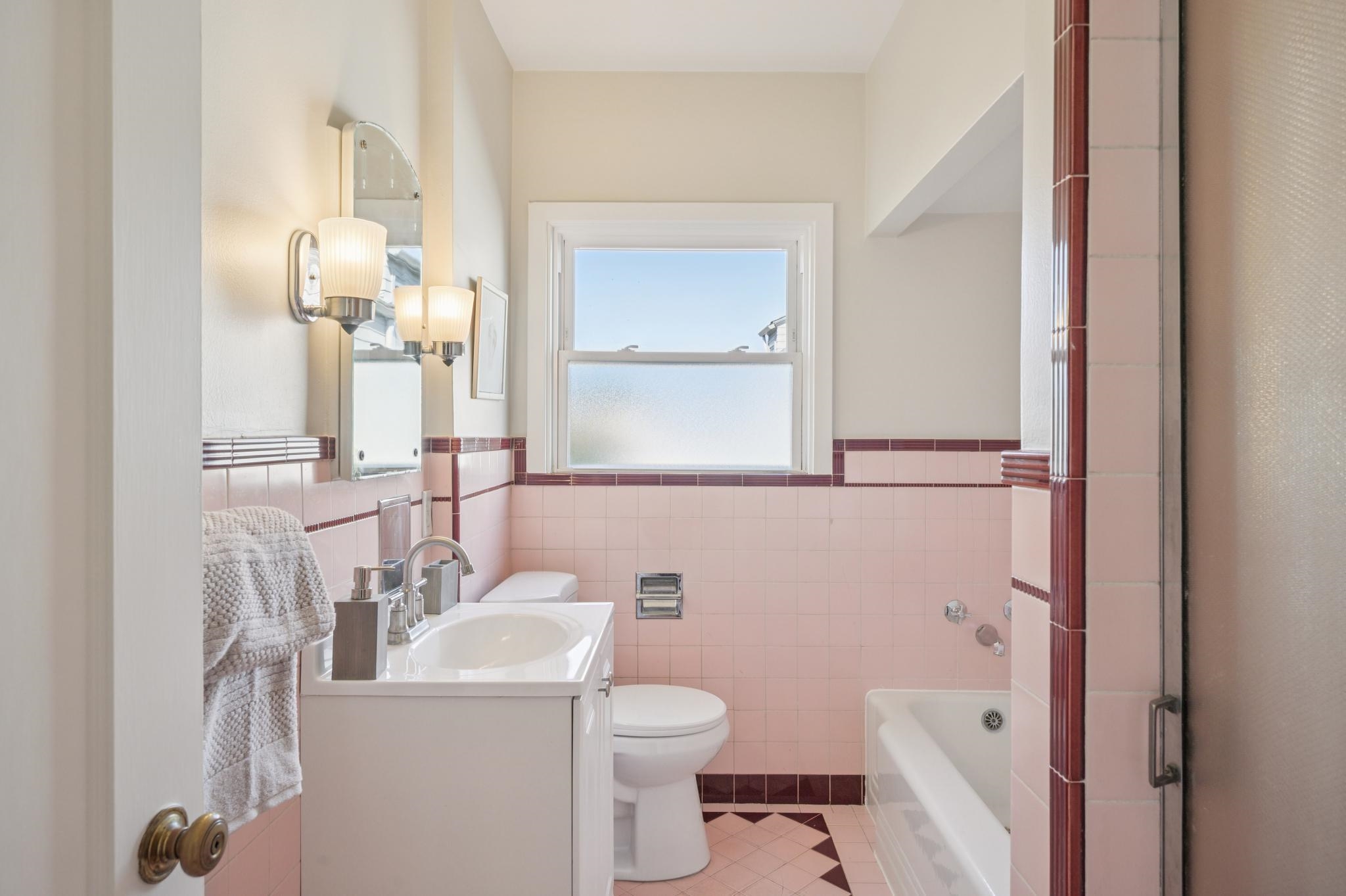 Detail Gallery Image 34 of 57 For 2932 Marina Dr, Alameda,  CA 94501 - 3 Beds | 2/1 Baths